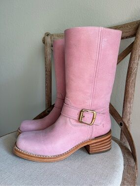 Frye Exclusive Campus Buckle Boots pink